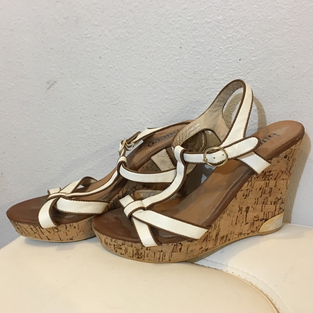 Bucco wedges
